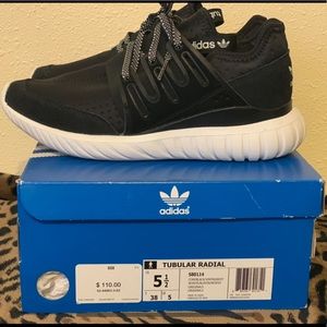 Adidas Tubular Radial